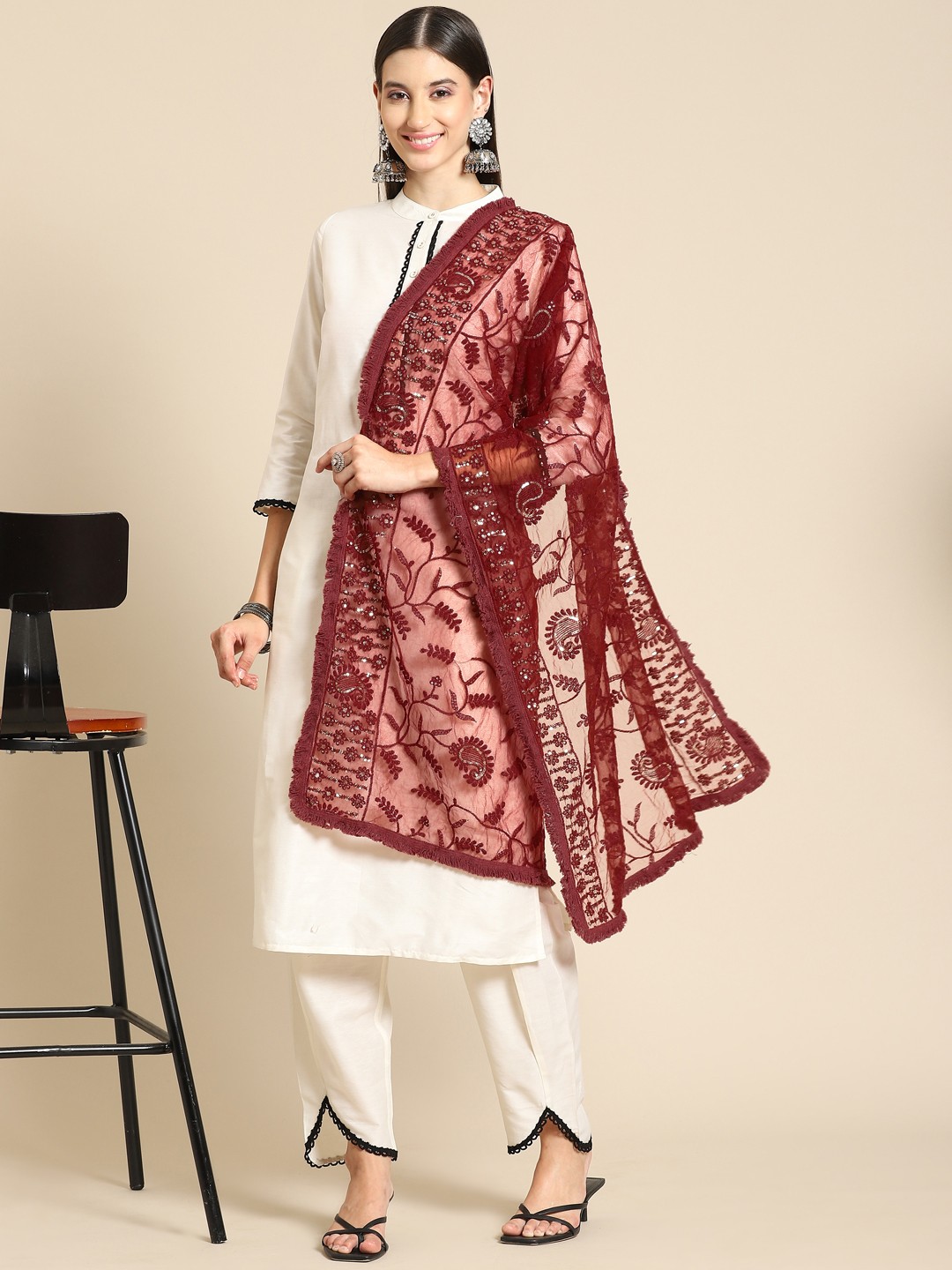 

Saadgi Maroon & Gold-Toned Ethnic Motifs Embroidered Dupatta with Chikankari