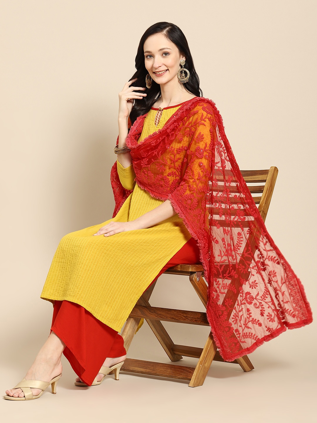 

Saadgi Red & Gold-Toned Ethnic Motifs Embroidered Dupatta with Chikankari
