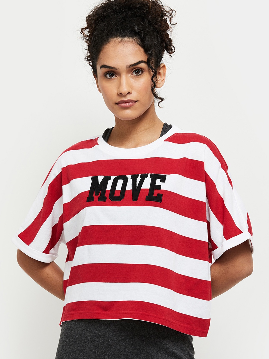 

max Women Red And White Round Neck Horizontal Striped T-shirt