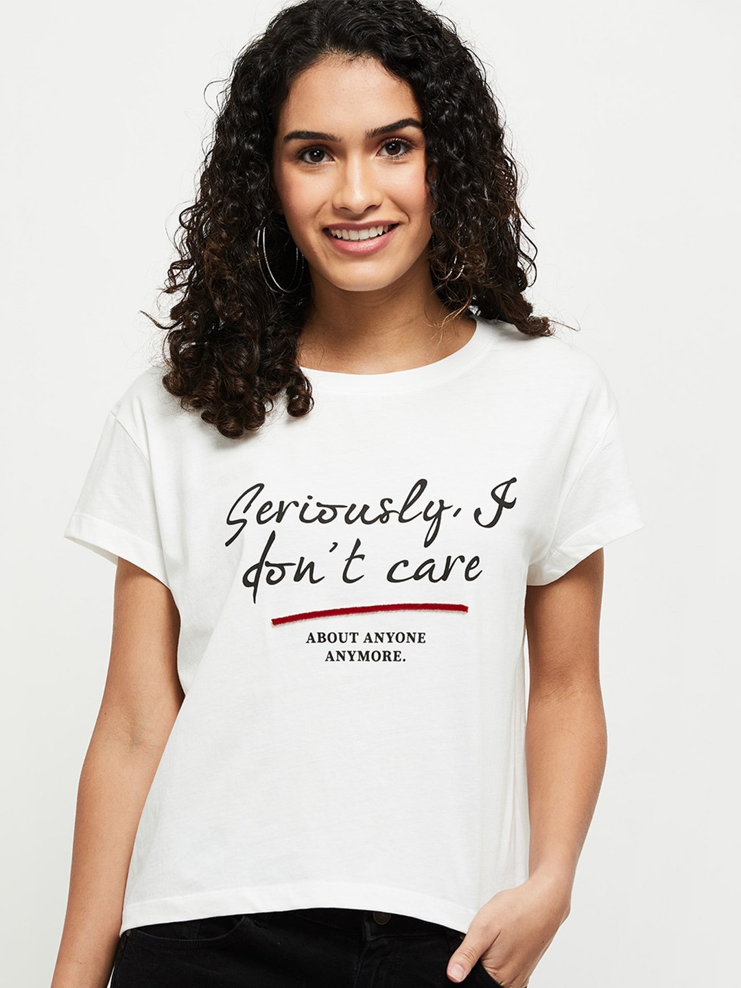 

max Women White Round Neck Typography Print T-shirt