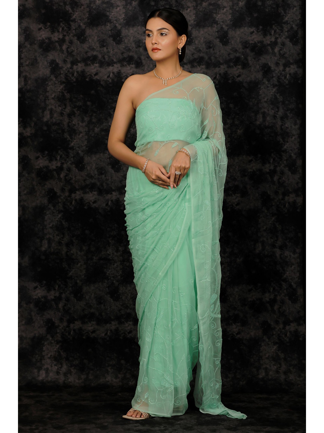 

Geroo Jaipur Sea Green Floral Sequinned Pure Chiffon Heavy Work Saree