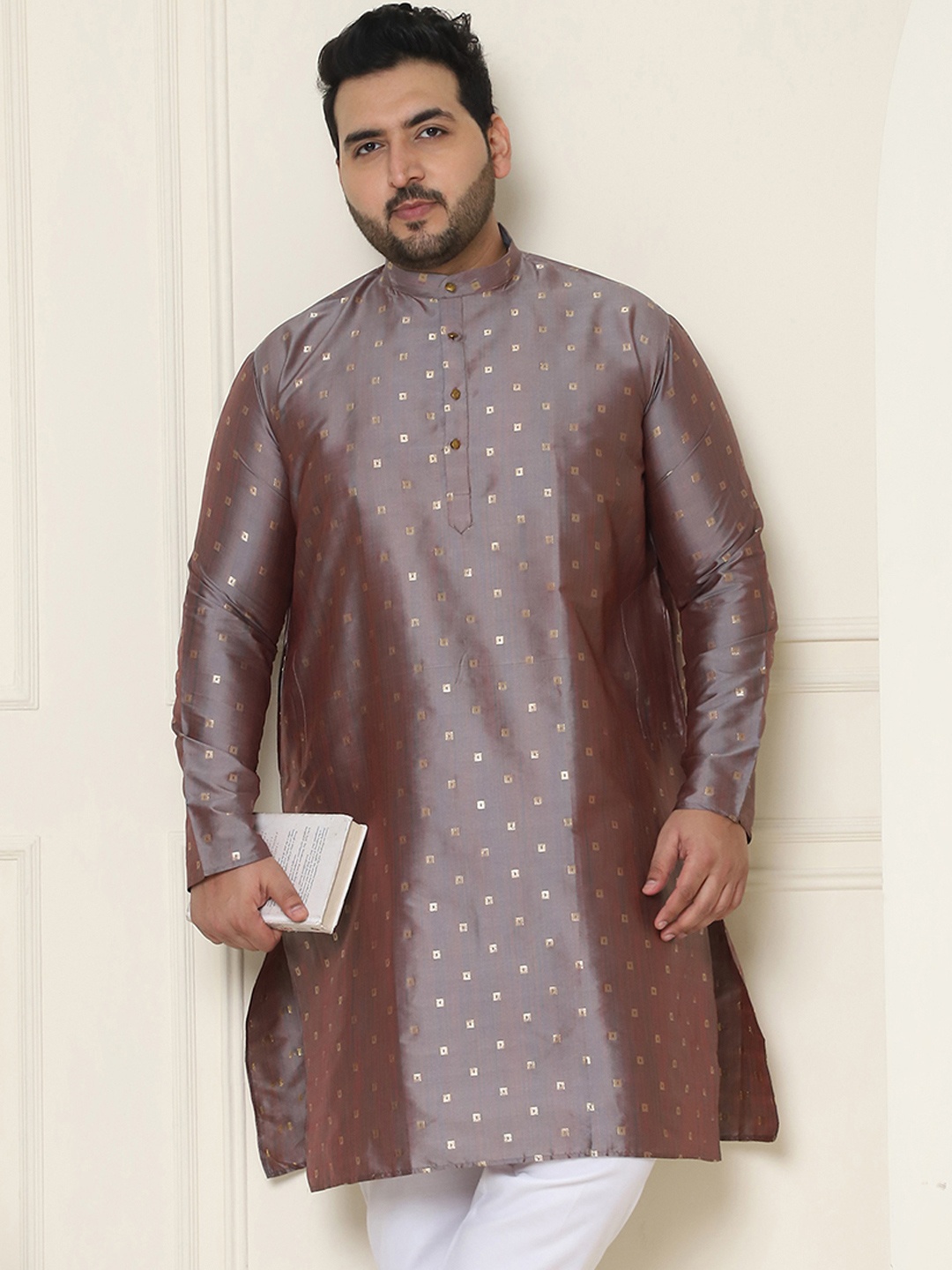 

SOJANYA PLUS Men Plus Size Taupe & Golden Geometric Jacquard Kurta