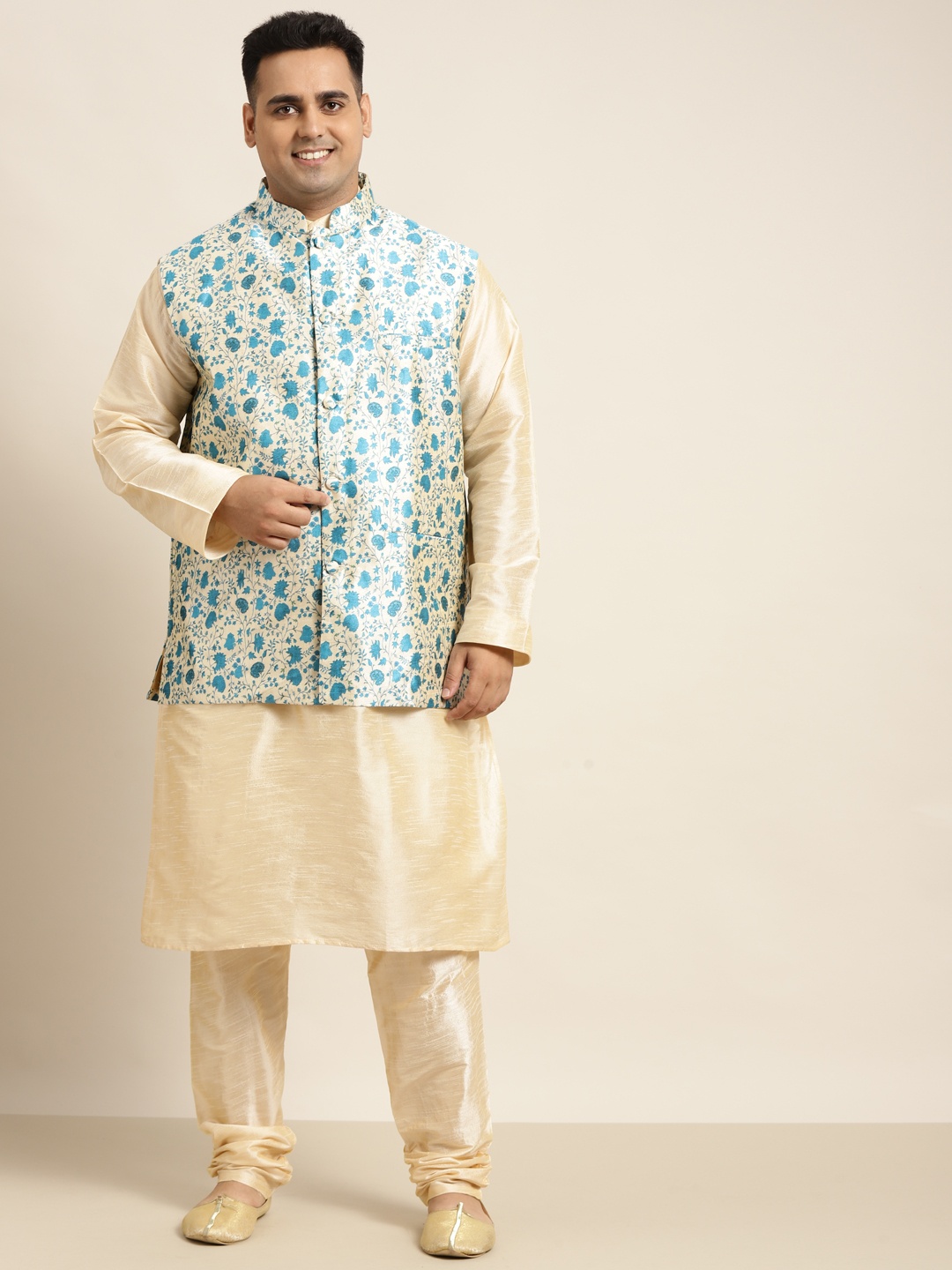

SOJANYA PLUS Men Plus Size Beige Solid Kurta with Churidar Comes With a Nehru Jacket