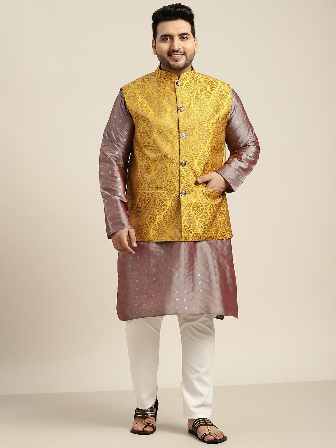 

SOJANYA PLUS Men Plus Size Taupe Woven Design Kurta with Pyjamas & Nehru Jacket