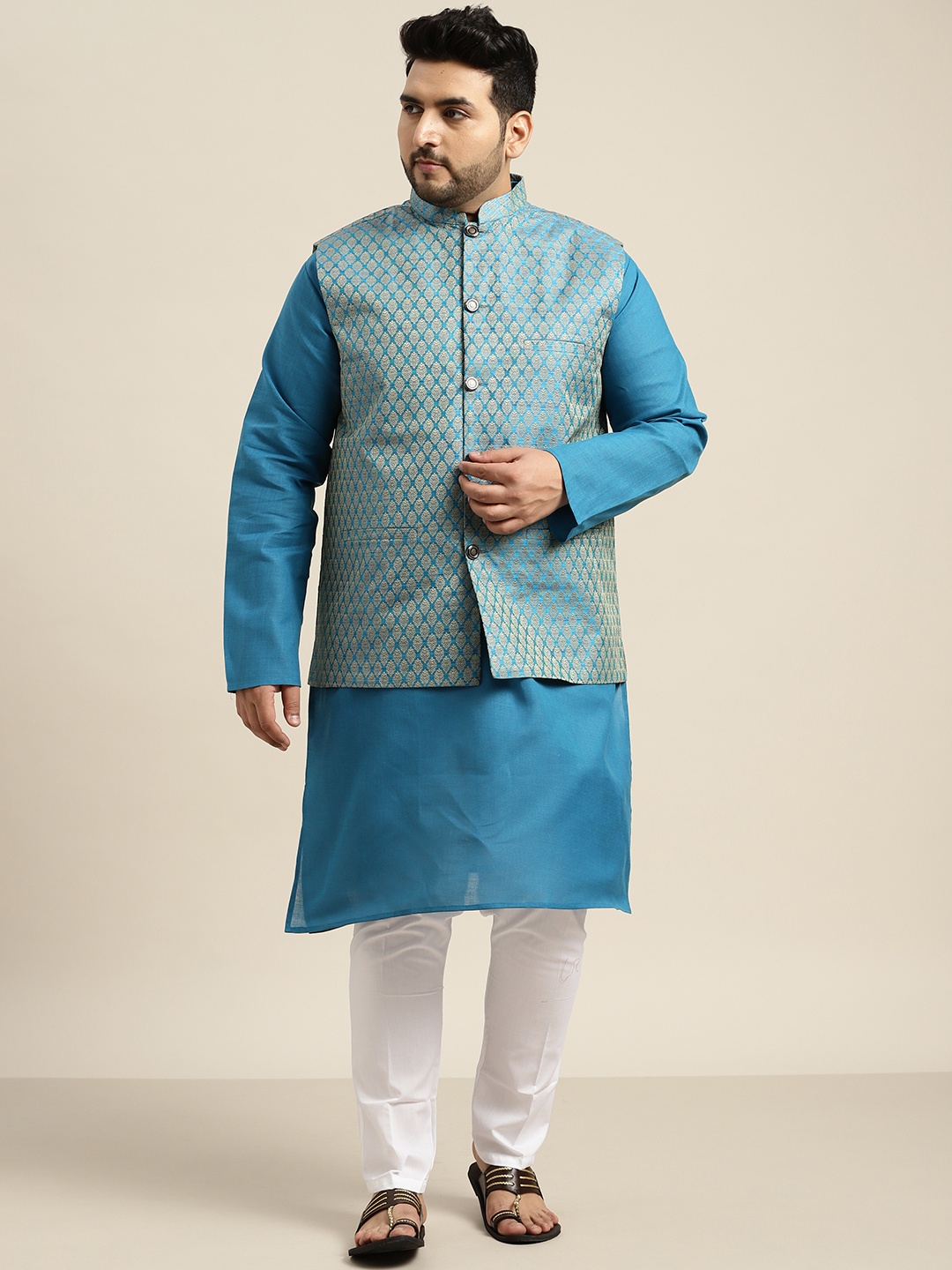 

SOJANYA PLUS Men Plus Size Blue Kurta with Pyjamas & Nehru Jacket
