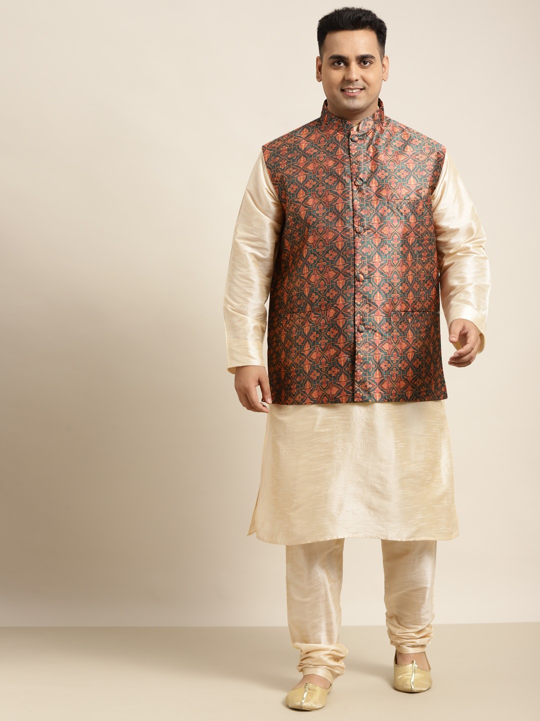 

SOJANYA PLUS Men Plus Size Beige Solid Kurta & Churidar Comes With a Nehru Jacket