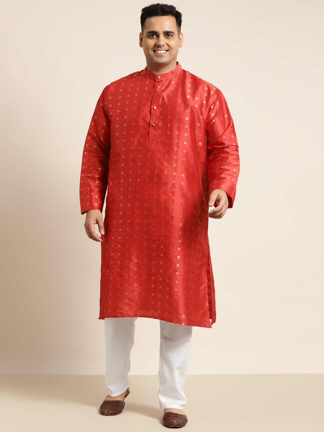 

SOJANYA PLUS Men Maroon & Gold-Toned Ethnic Motifs Print Jacquard Kurta