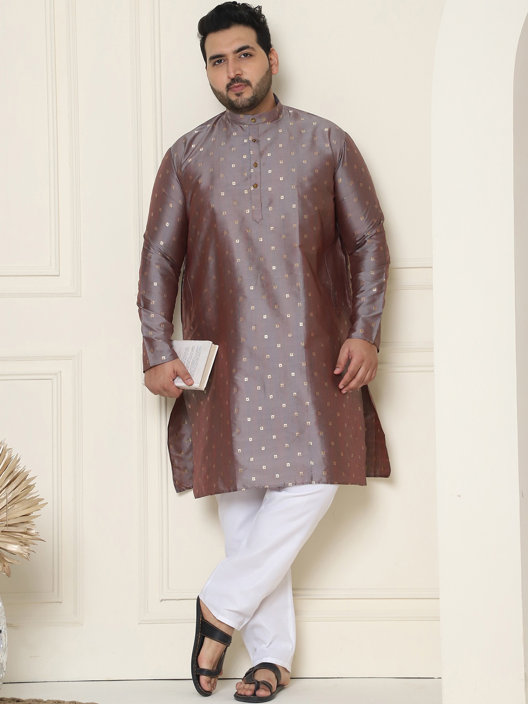 

SOJANYA PLUS Men Mauve Printed Kurta with Pyjamas
