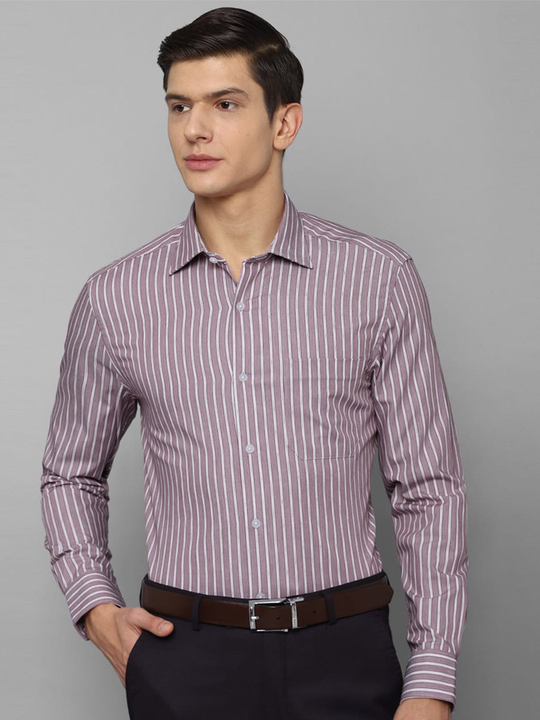 

Louis Philippe Men Pink Striped Formal Shirt