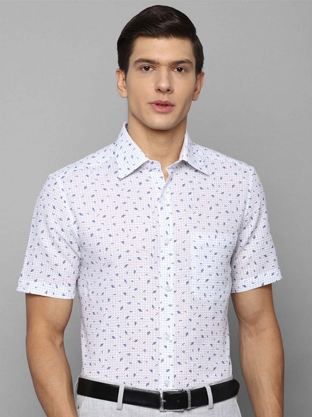 

Louis Philippe Men Blue Floral Printed Formal Shirt