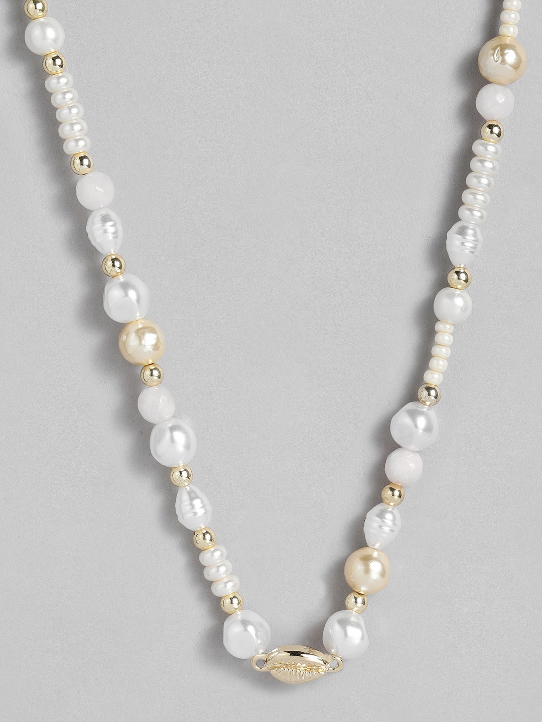 

CHINI C White Beaded Chain