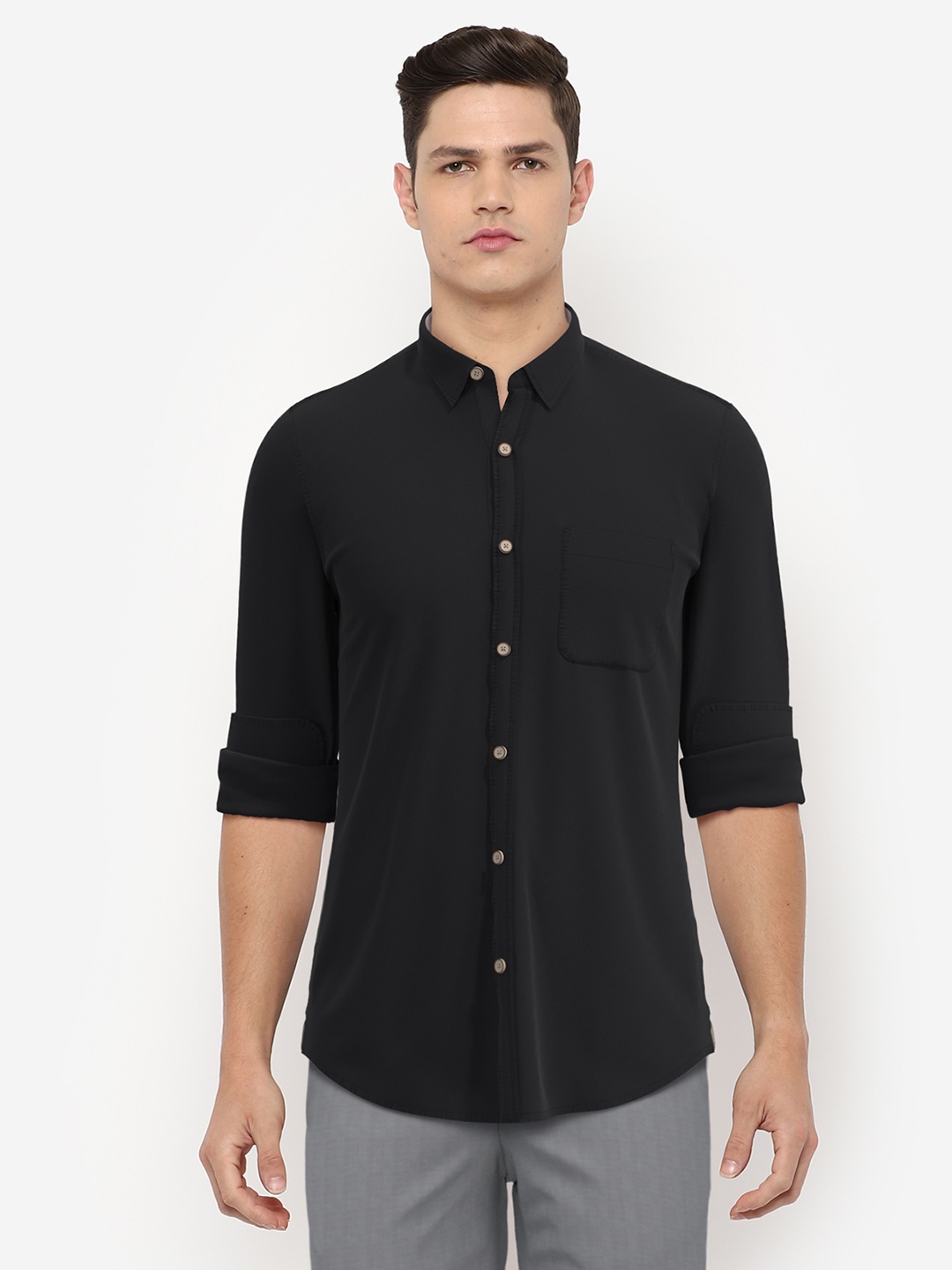 

Peter England Casuals Men Black Slim Fit Casual Shirt
