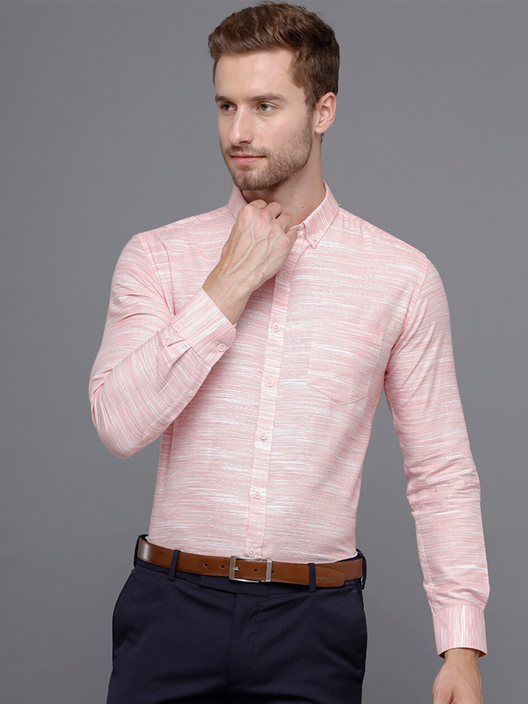 

YOVISH Men Peach-Coloured Smart Slim Fit Casual Shirt