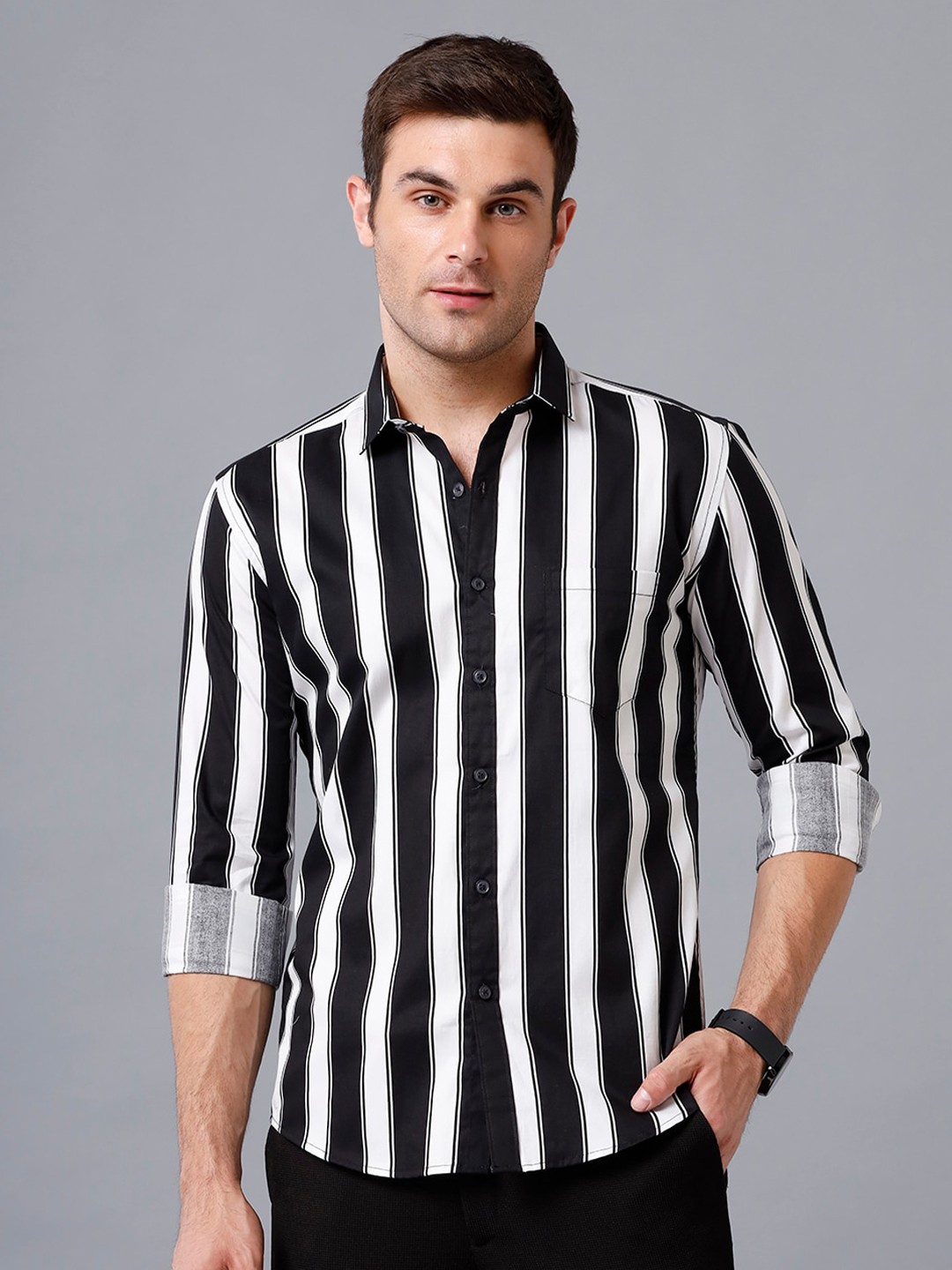 

YOVISH Men Black Smart Slim Fit Vertical Striped Party Event Shirt