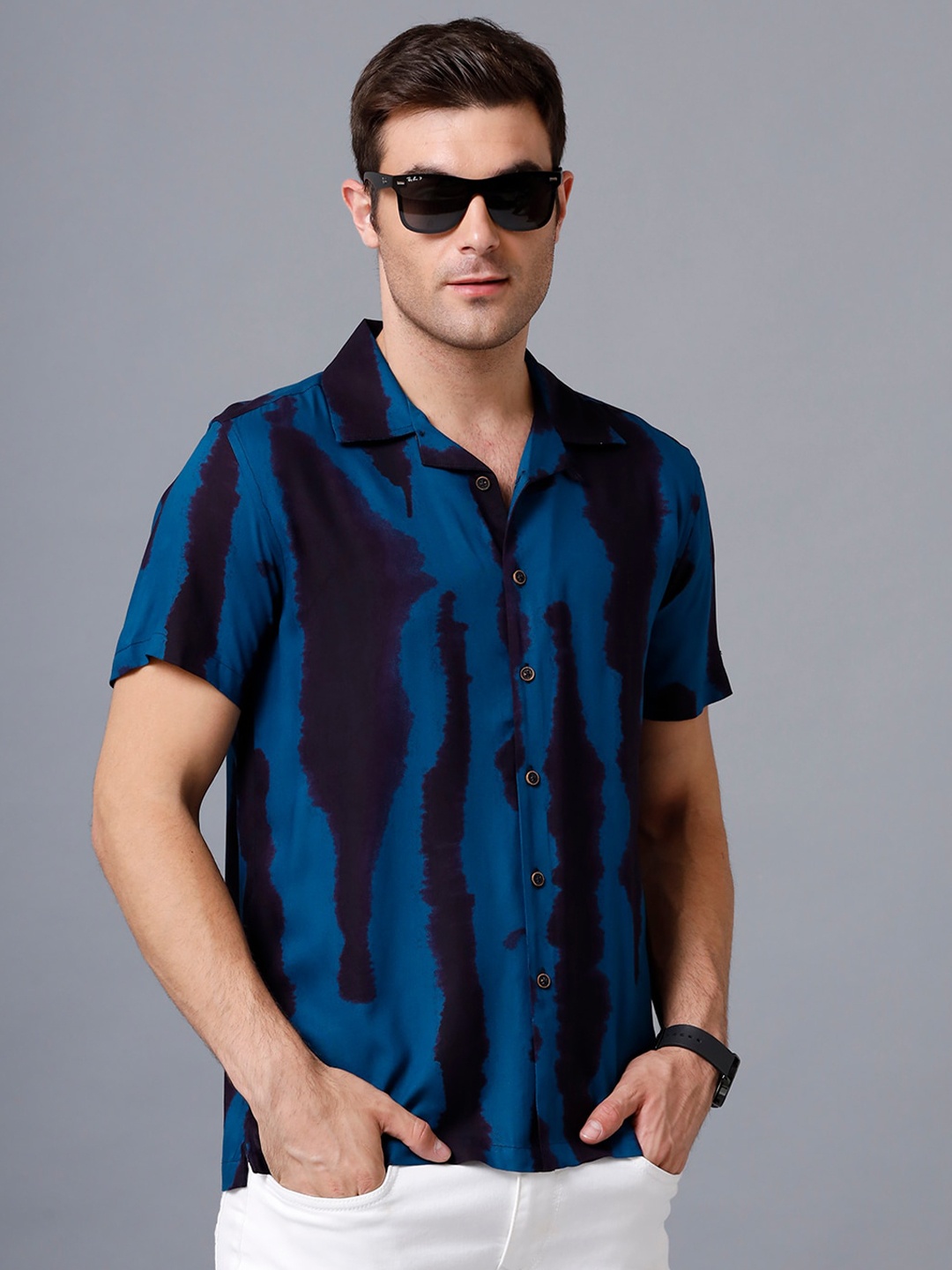 

YOVISH Men Blue Smart Slim Fit Printed Casual Shirt