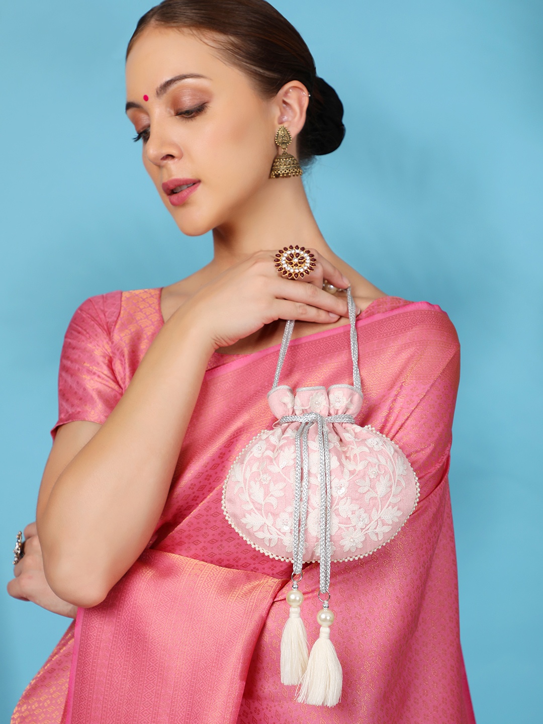 

MASQ Green & White Embellished Embroidered Potli Clutch