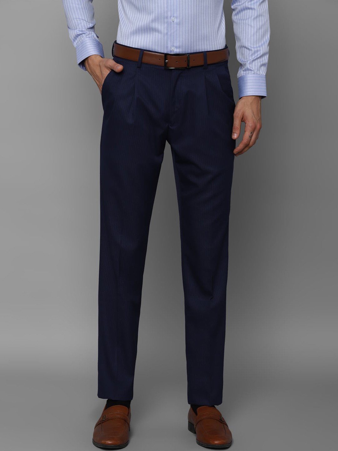 

Louis Philippe Men Navy Blue Textured Pleated Trousers