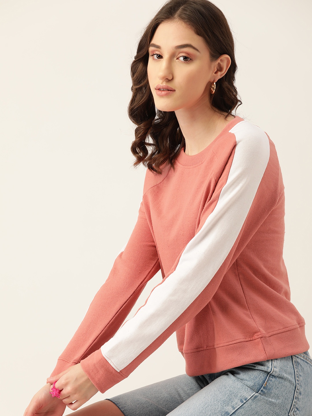 

DressBerry Women Dusty Pink Solid Raglan Sleeves Sweatshirt, Rose