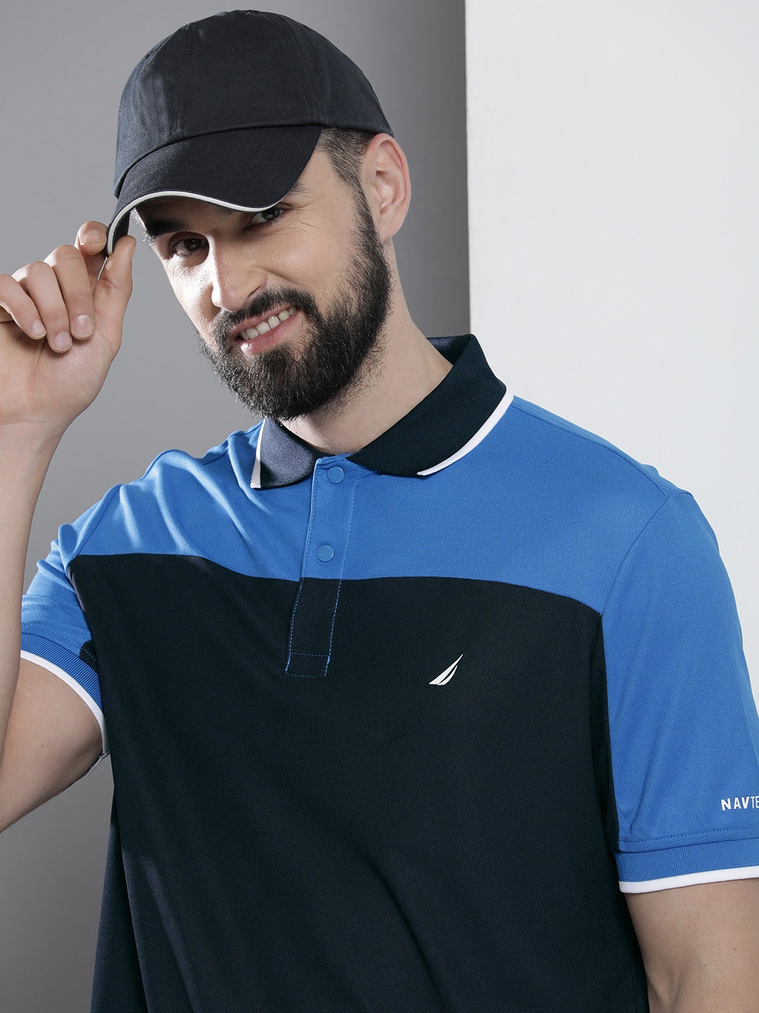 

Nautica Men Colourblocked Polo Collar Short Sleeves T-shirt, Navy blue