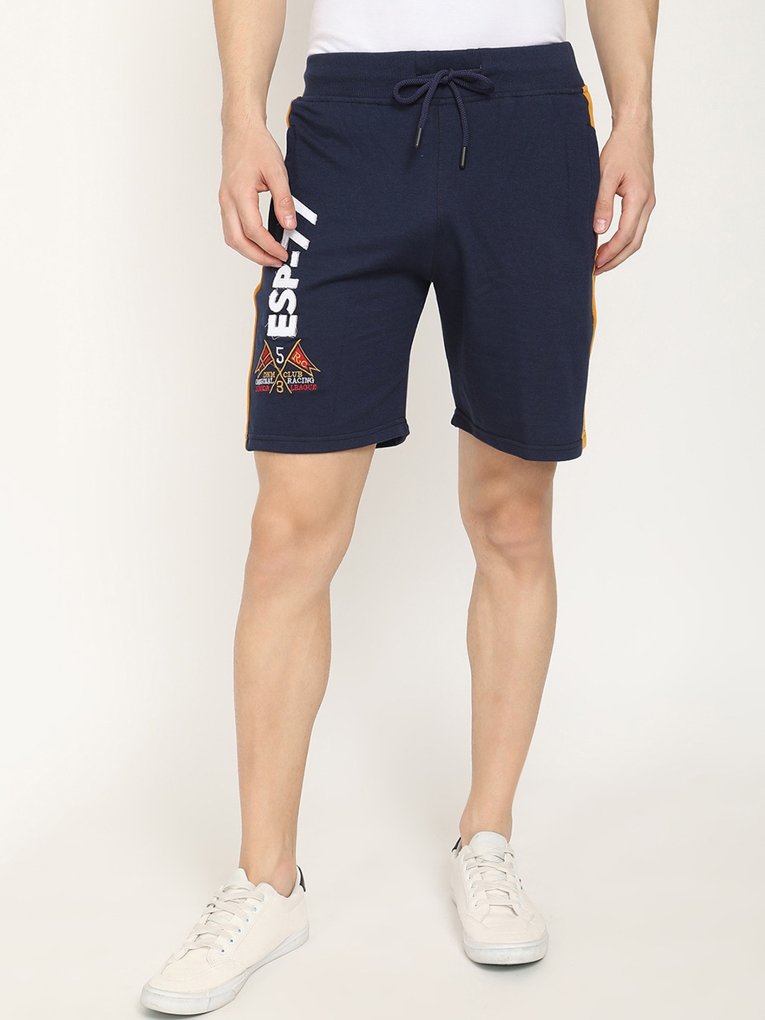 

V2 Value & Variety Men Blue Embellished Colourblocked Shorts