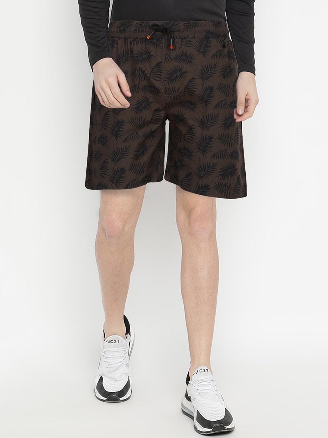 

V2 Value & Variety Men Green Camouflage Printed Shorts