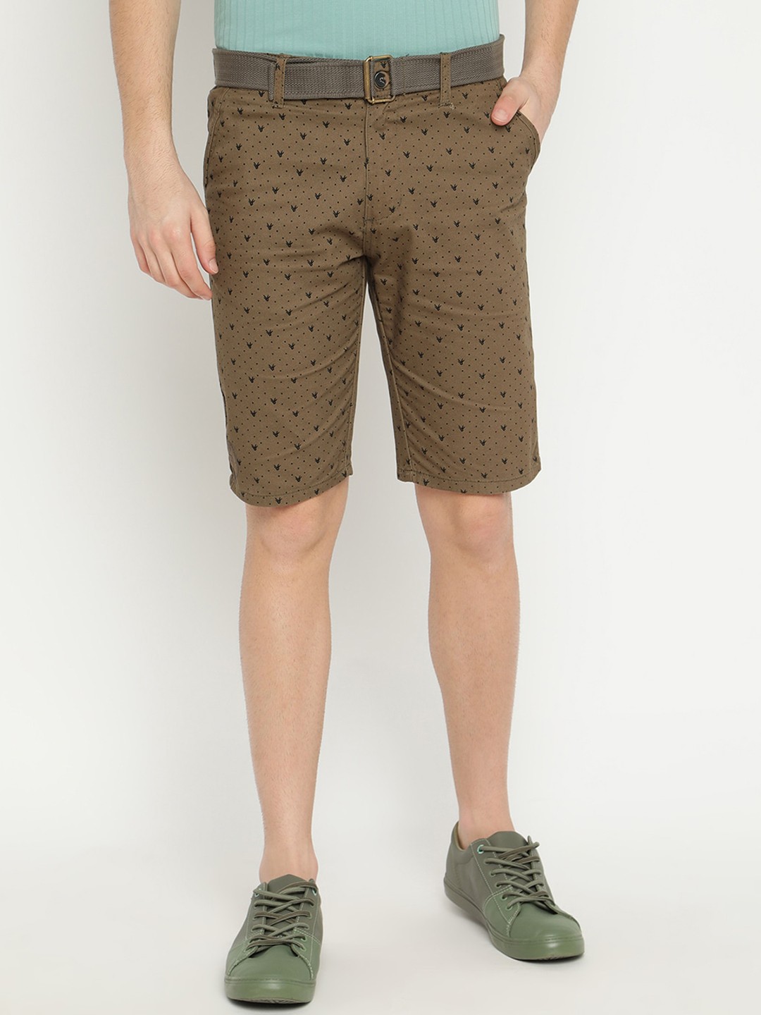 

V2 Value & Variety Men Green Printed Shorts