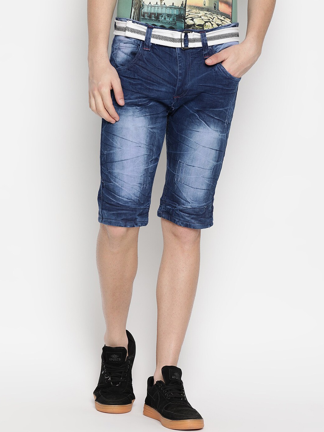 

V2 Value & Variety Men Blue Washed Printed Denim Shorts