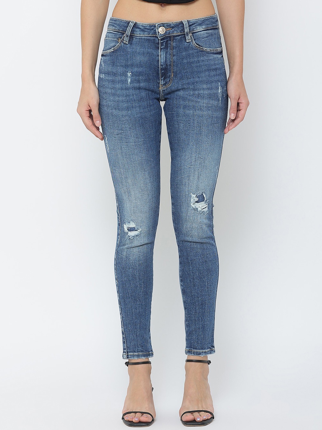 

GUESS Women Blue Slim Fit Mildly Distressed Light Fade Jeans