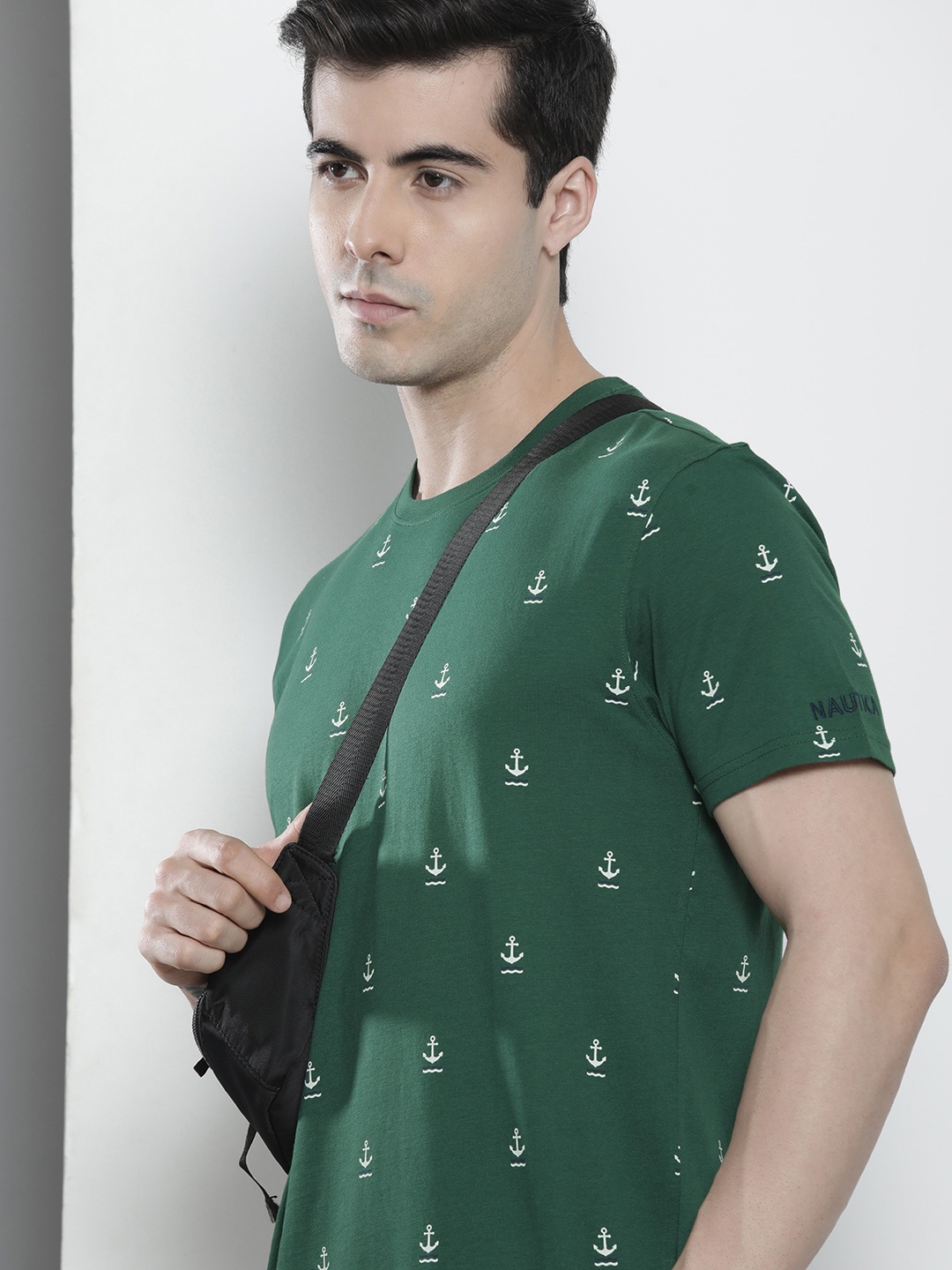 

Nautica Men Green & White Printed Pure Cotton T-shirt