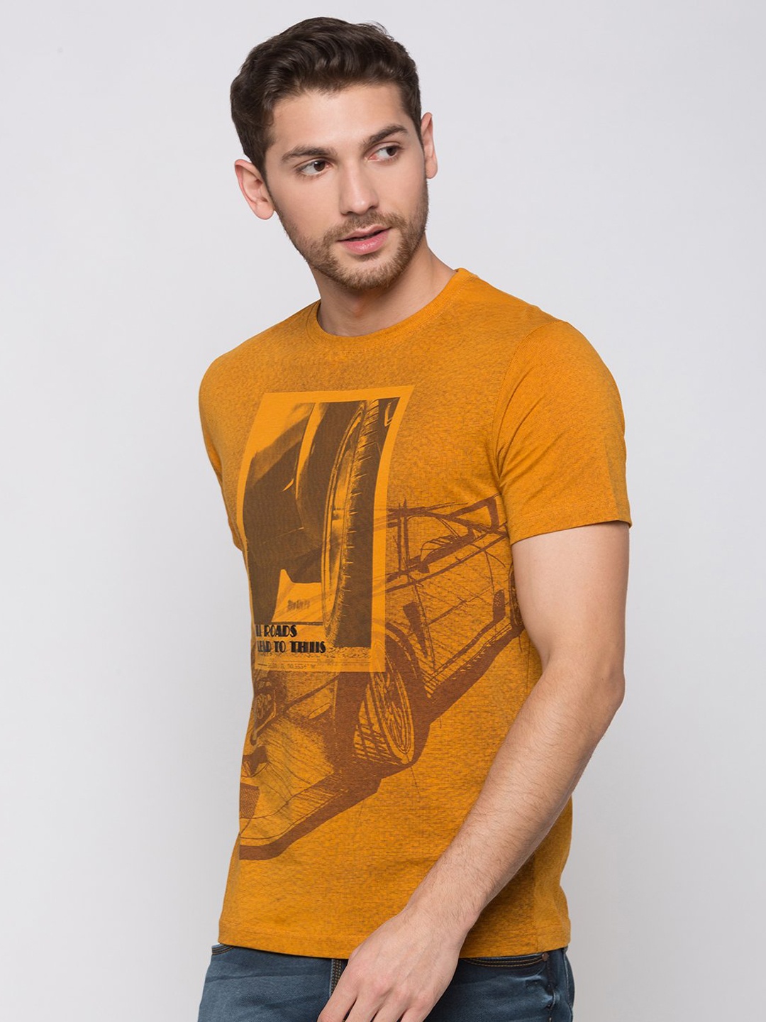 

Status Quo Men Mustard Yellow Fast & Furious Printed T-shirt