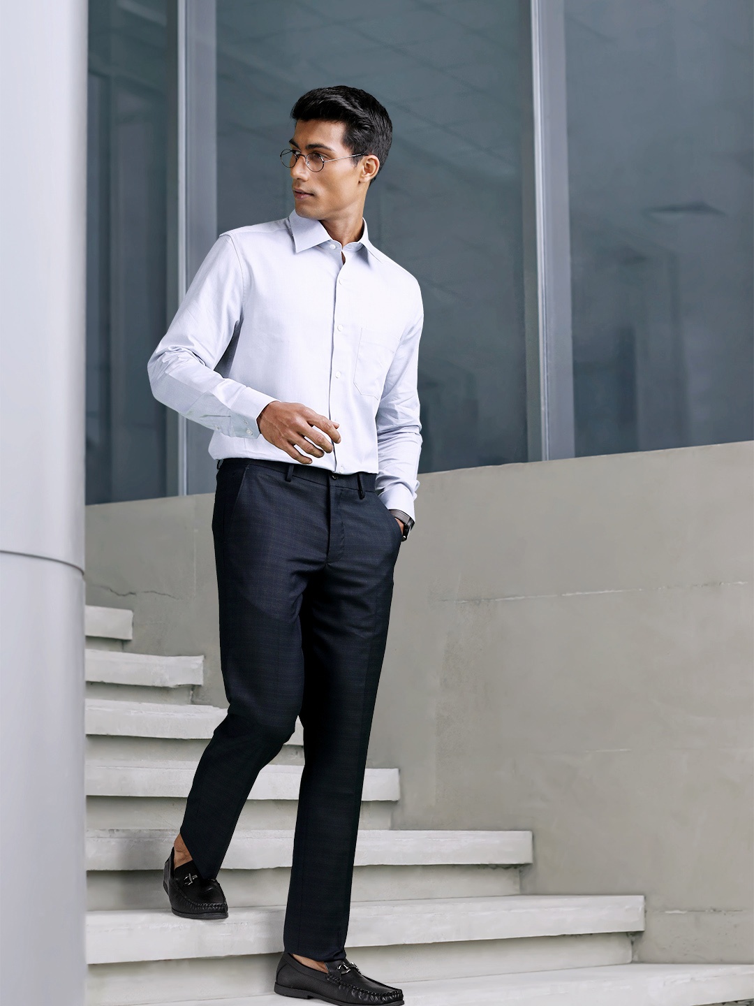 

Louis Philippe Men Navy Blue Checked Slim Fit Mid-Rise Formal Trousers
