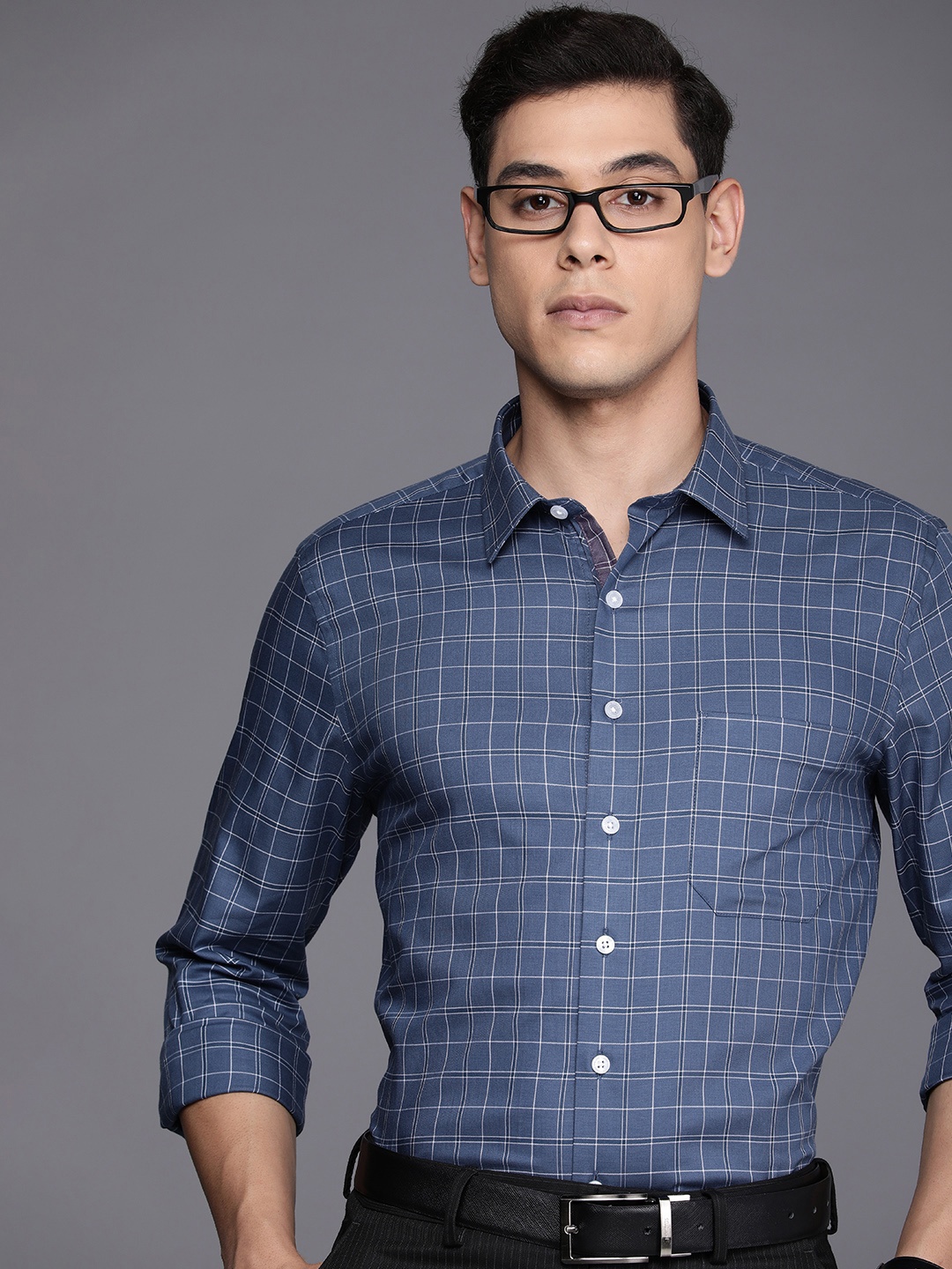 

Louis Philippe Men Blue Pure Cotton Slim Fit Checked Formal Shirt