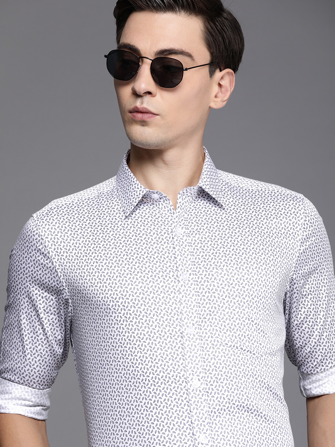 

Louis Philippe Men White Slim Fit Printed Pure Cotton Formal Shirt