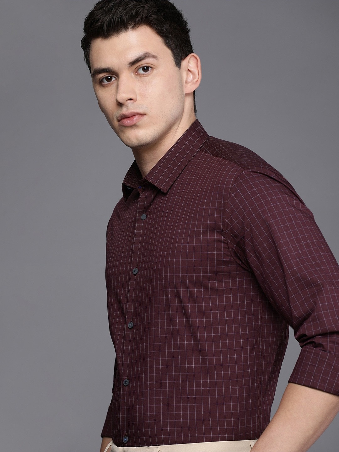 

Louis Philippe Ath Work Men Purple Slim Fit Checked Casual Shirt