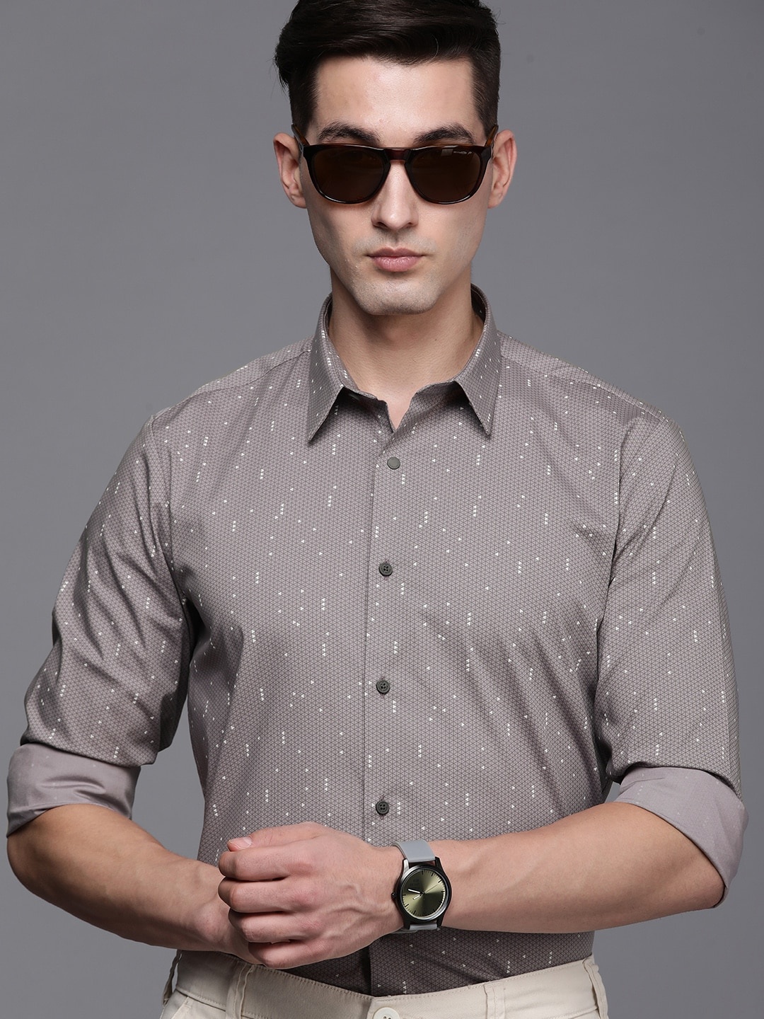 

Louis Philippe Ath Work Men Grey Super Slim Fit Geometric Printed Casual Shirt