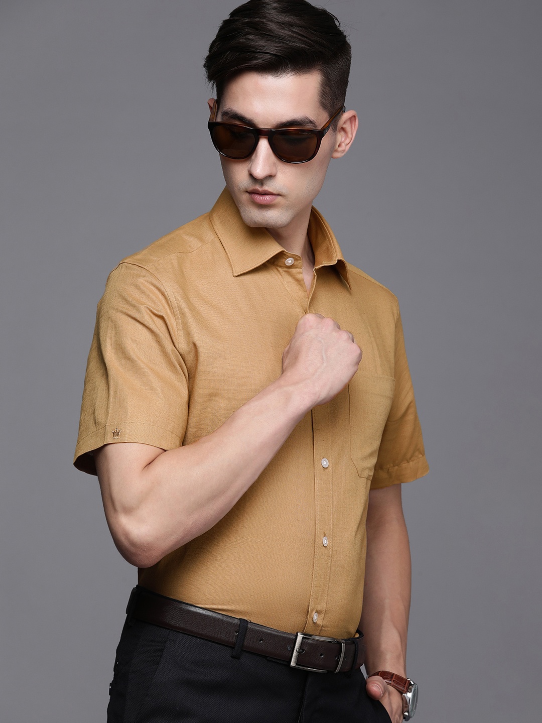 Louis Philippe Men Brown Classic Fit Golf Leisure Pure Linen Casual Shirt