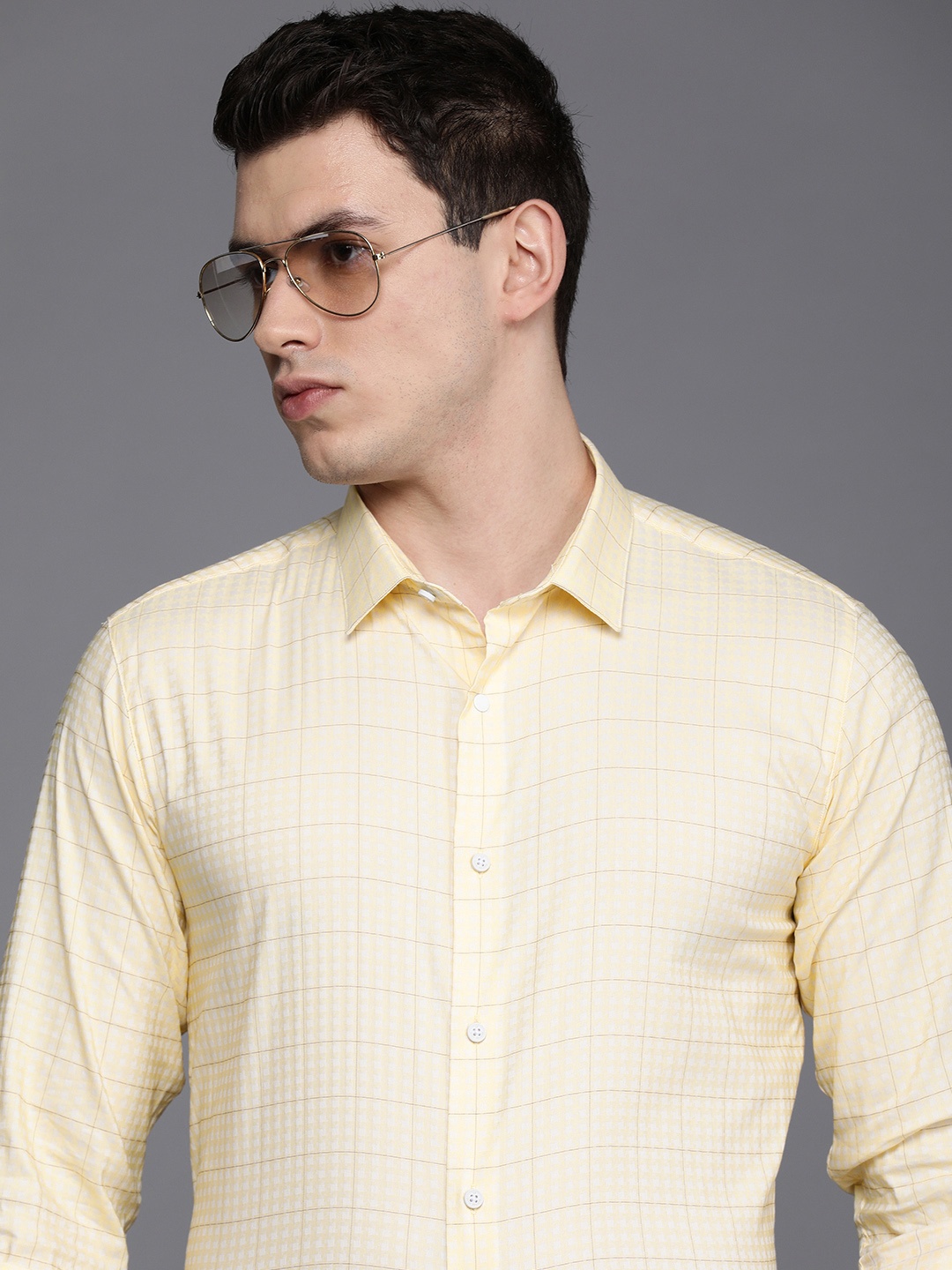 

Louis Philippe Ath.Work Men Cream-Coloured Slim Fit Checked Casual Shirt