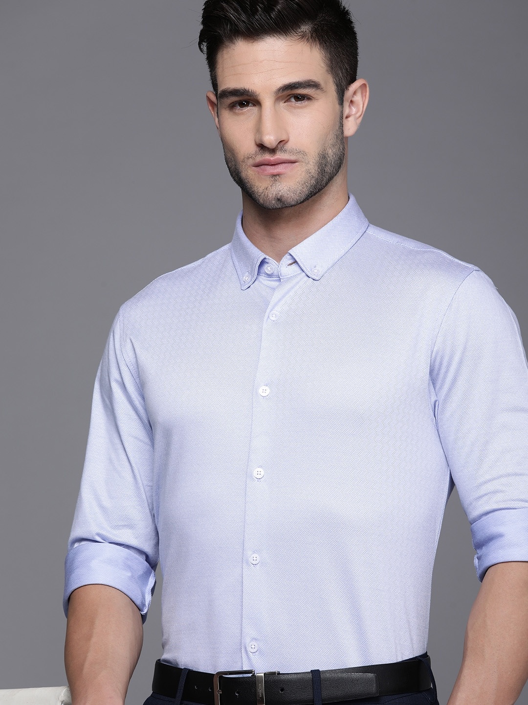 

Louis Philippe Men Blue Slim Fit Geometric Printed Pure Cotton Formal Shirt