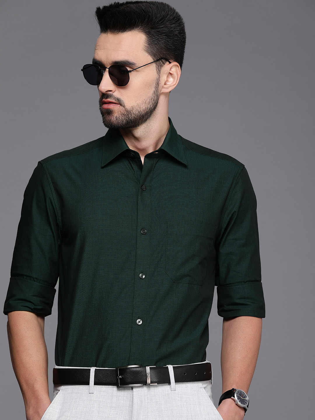 

Louis Philippe Men Green Solid Pure Cotton Classic Fit Formal Shirt