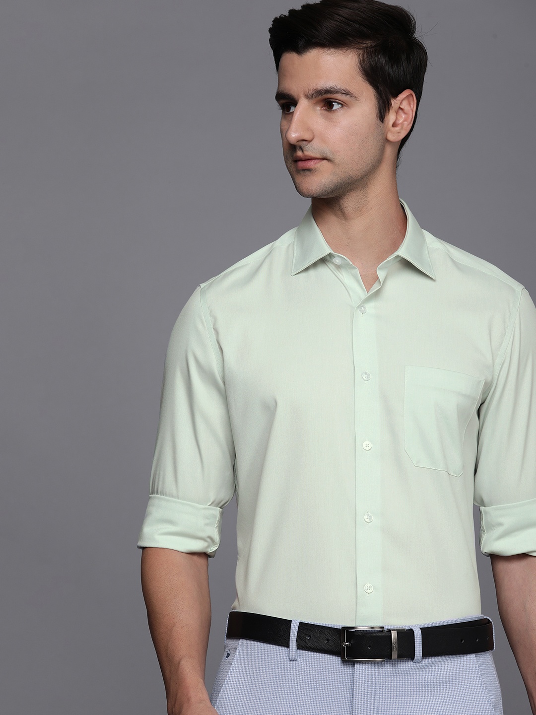 

Louis Philippe Men Green Classic Fit Permapress Pure Cotton Formal Shirt