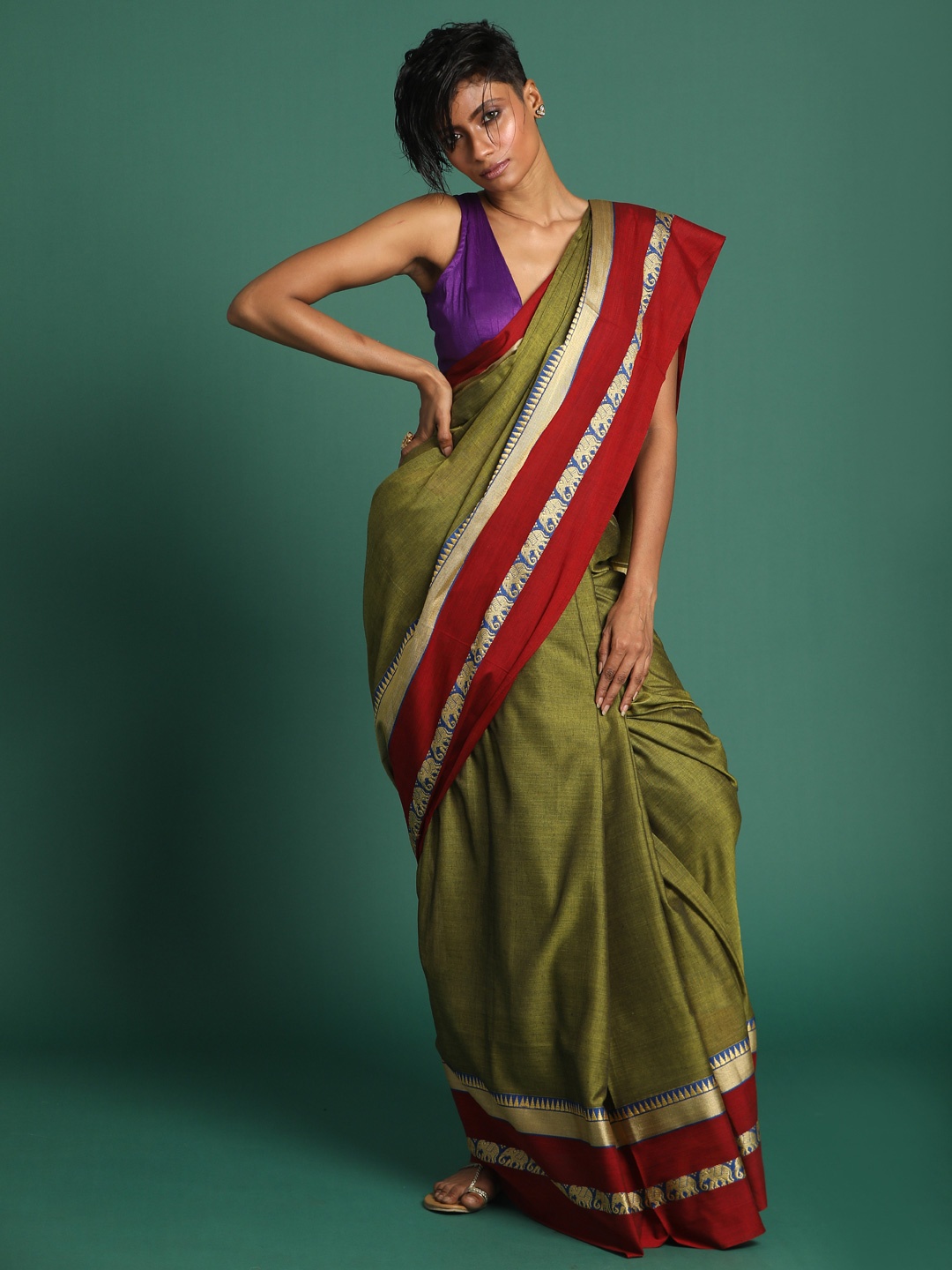 

Saranee Khaki & Red Pure Cotton Mangalagiri Saree