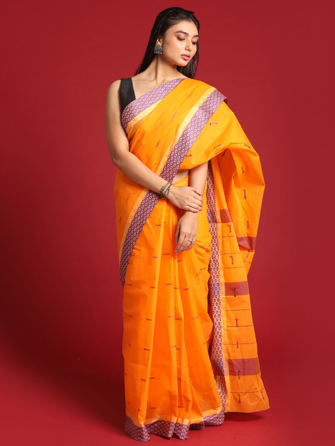 

Saranee Yellow & Blue Pure Cotton Taant Saree