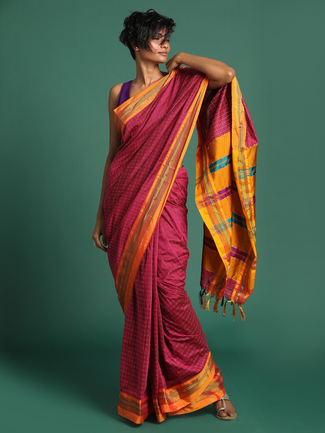 

Indethnic Pink & Orange Checked Venkatgiri Saree