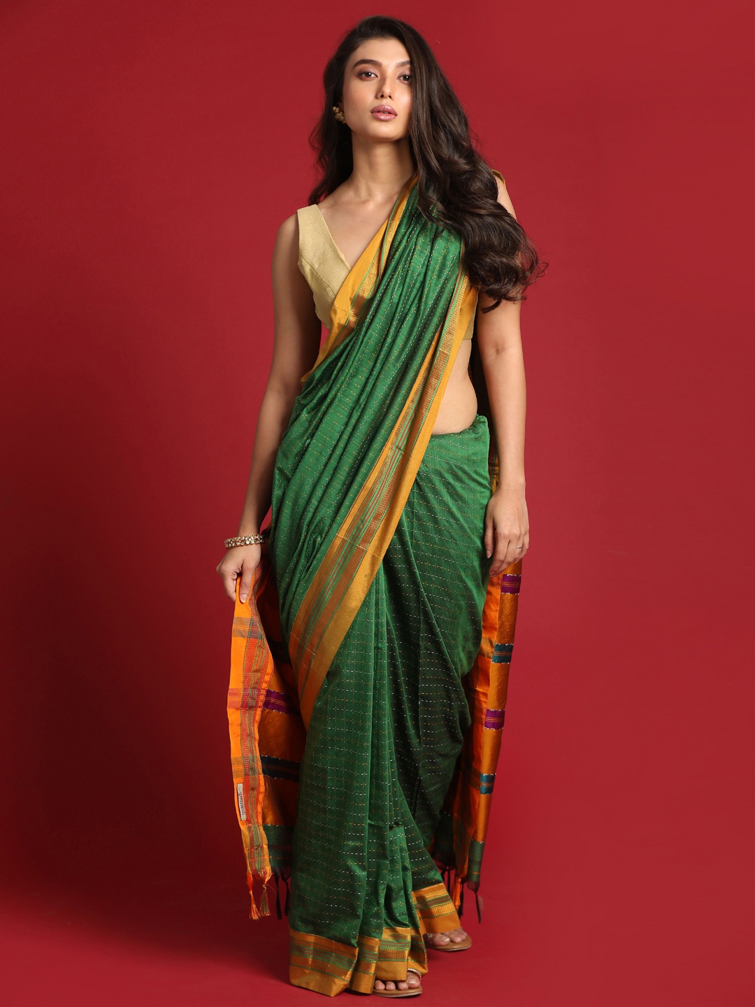 

Indethnic Green & Orange Checked Venkatgiri Saree