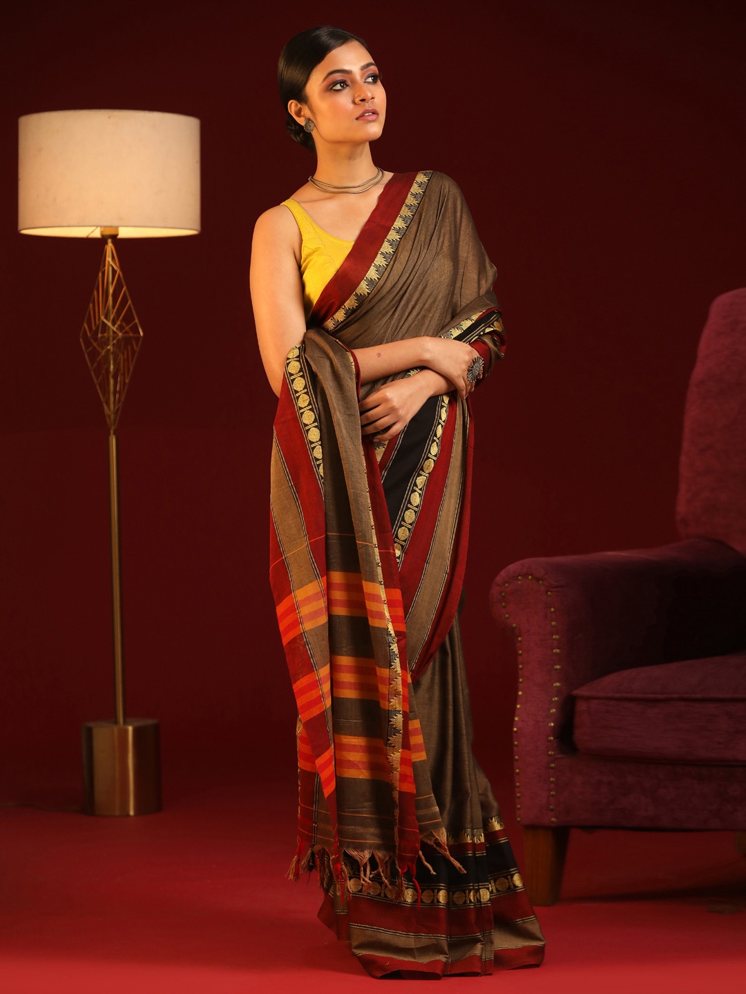 

Indethnic Brown & Red Pure Cotton Mangalagiri Saree