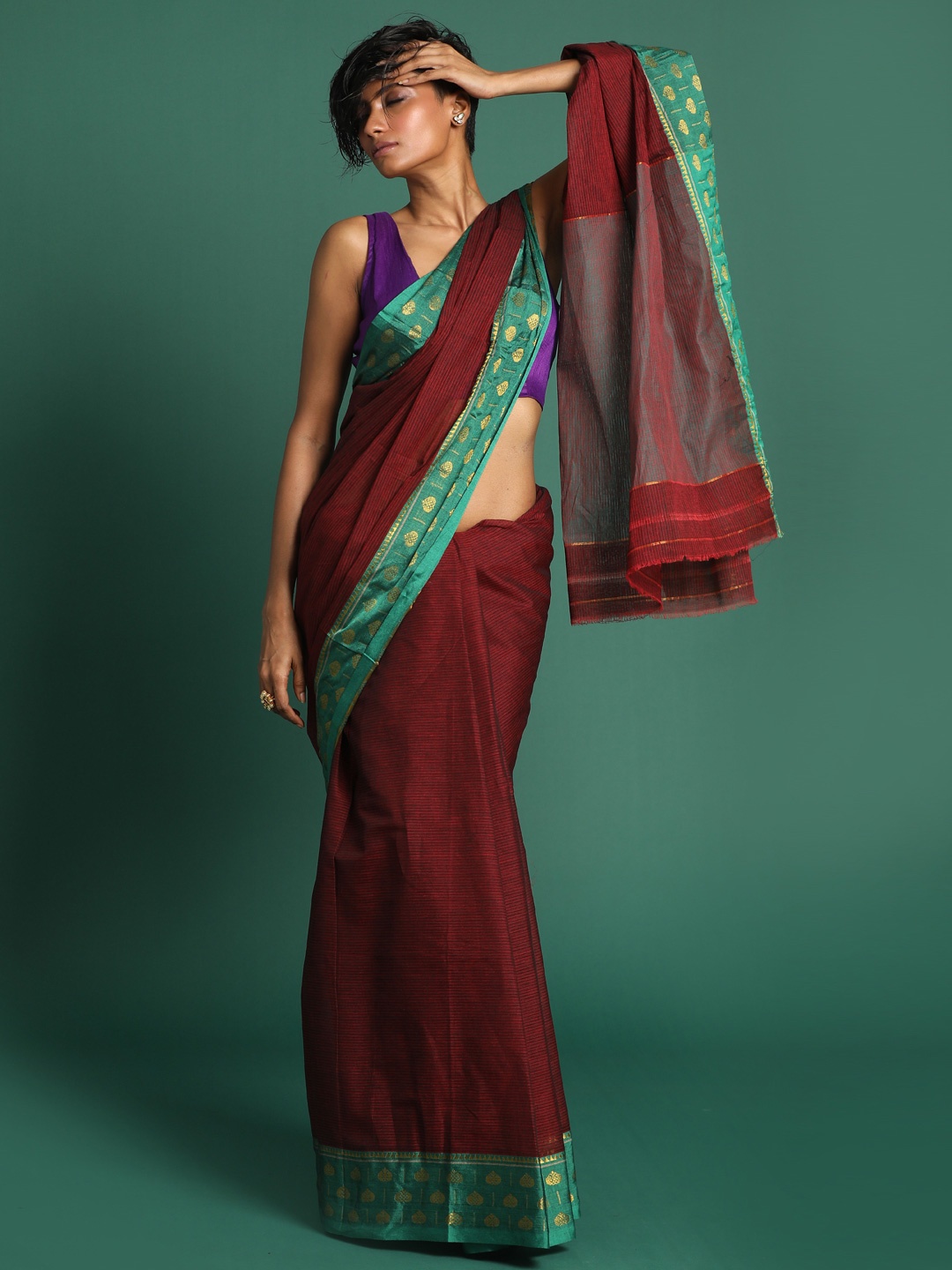 

Indethnic Maroon & Green Pure Cotton Mangalagiri Saree