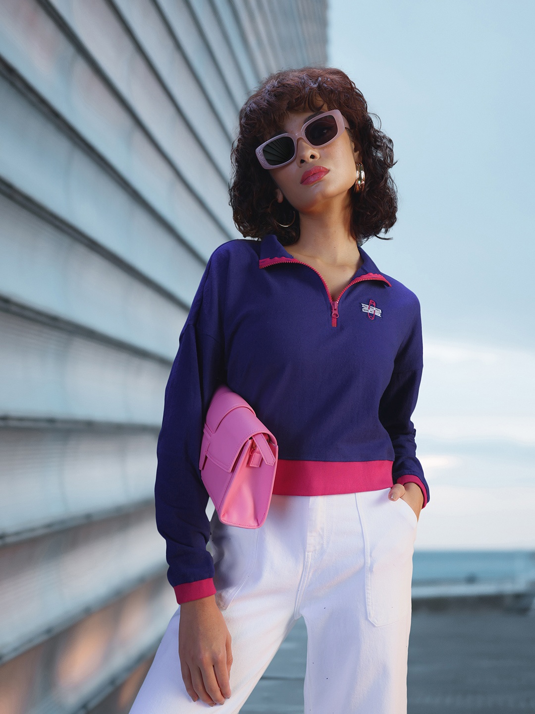 

DressBerry Solid Mock-Collar Pullover Crop Sweatshirt With Patchwork Detail, Blue