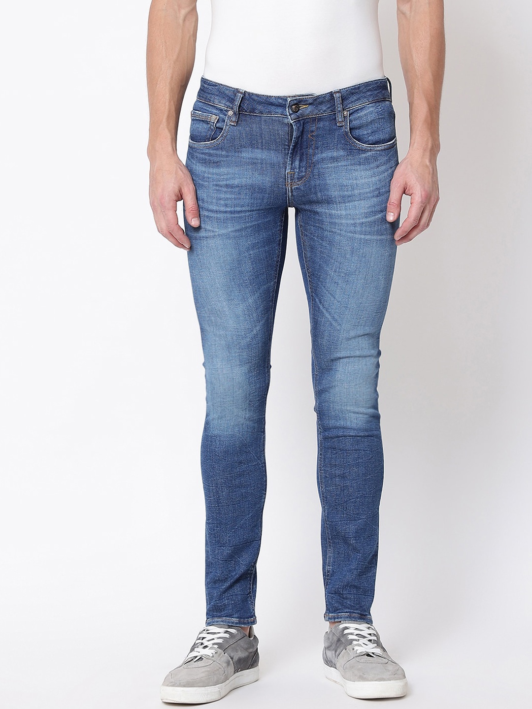 

GUESS Men Multicoloured Light Fade Jeans, Multi