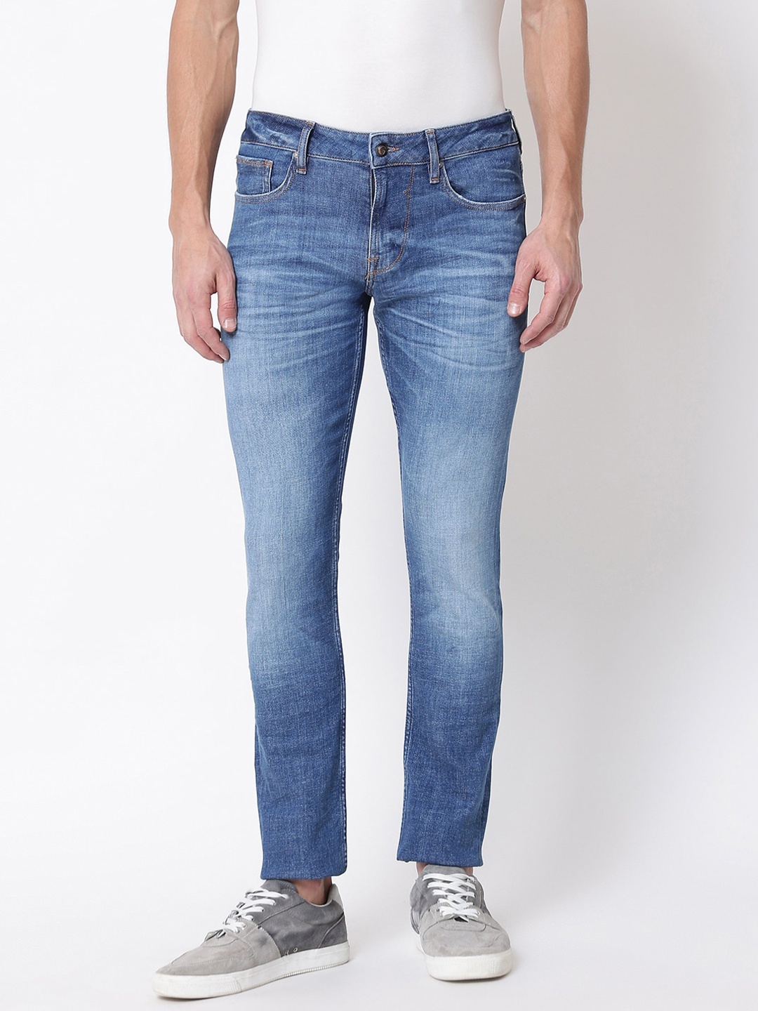 

GUESS Men Multicoloured Light Fade Jeans, Multi