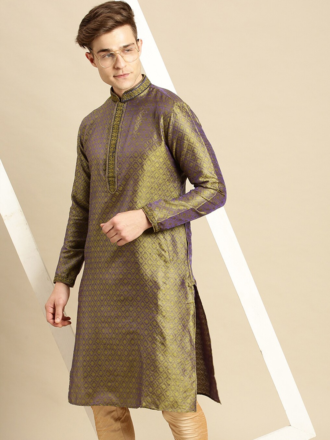 

Sanwara Men Green Ethnic Motifs Anarkali Kurta